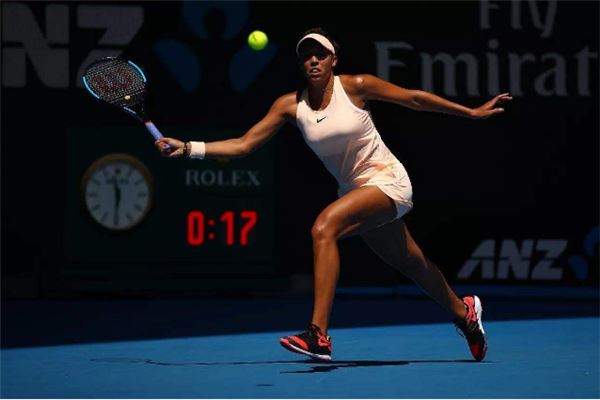 场展开激烈 场展开激烈